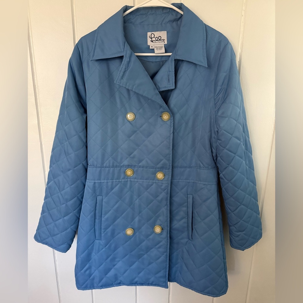 Lilly Pulitzer Quilted Light Blue Barn Coat Sz medium - Picture 2 of 3